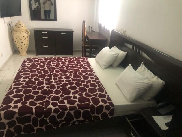 Suite Ambassadeur réservable à partir de 3 nuits tarif forfaitaire – Image 13